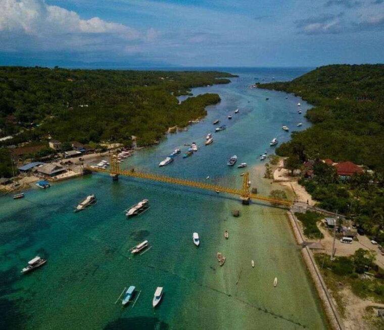 nusa-lembongan-day-trip-snorkeling
