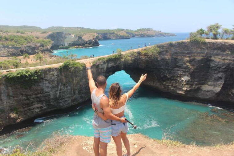 nusa-penida-private-snorkeling-with-manta-ray-and-west-tour