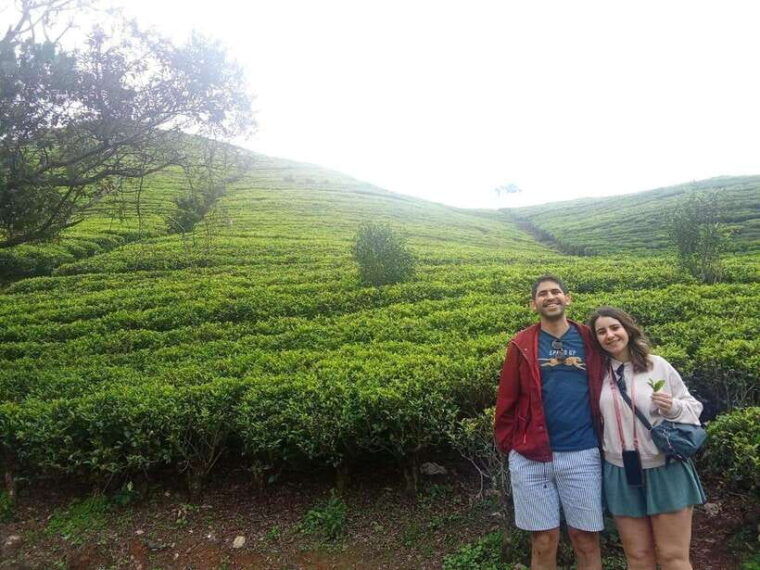 nuwara-eliya-8hours-5waterfalls-2tea-test-pick-temple