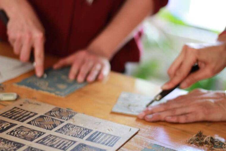 oaxaca-de-juarez-art-printing-workshop-with-a-local-artist