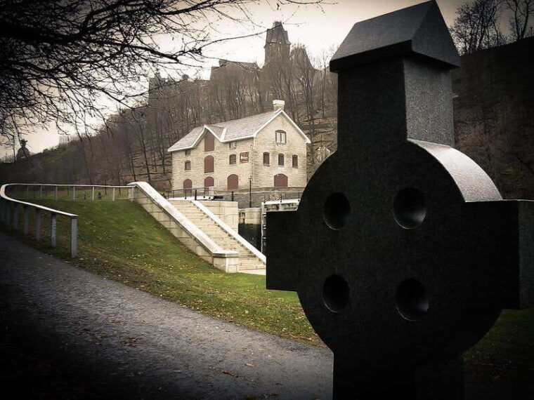 ottawa-haunted-night-walking-tour