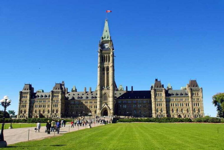 ottawa-private-tour-with-a-local