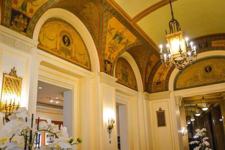 ottawa-secrets-of-the-chateau-laurier-guided-hotel-tour