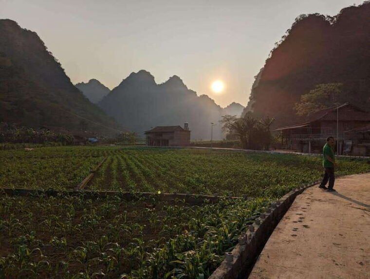 package-ninh-binh-sapa-ha-giang-loop-easy-rider-8d7n