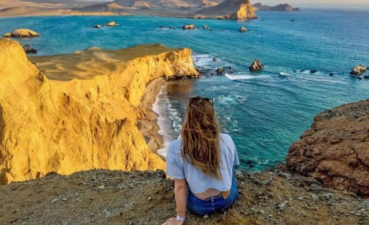 paracas-amazing-sunset-in-the-paracas-national-reserve