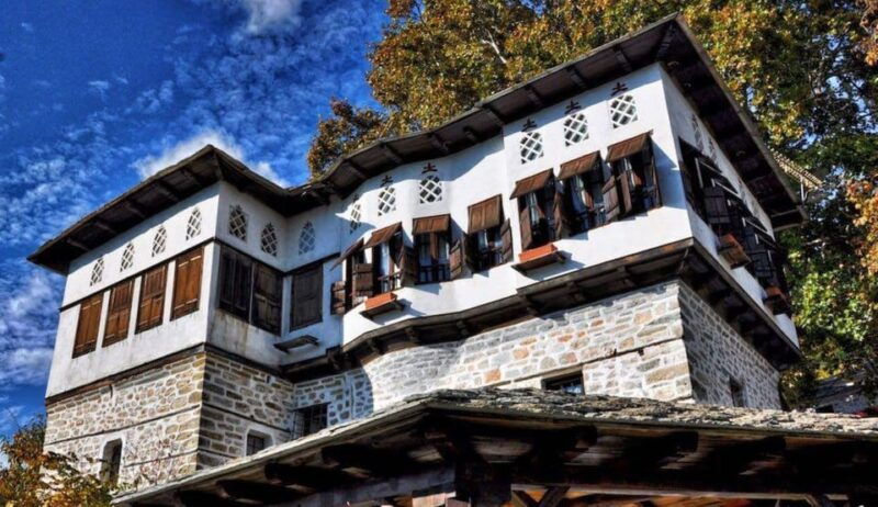pelion-villages-small-group-tour-pinakates-vizitsa-milies