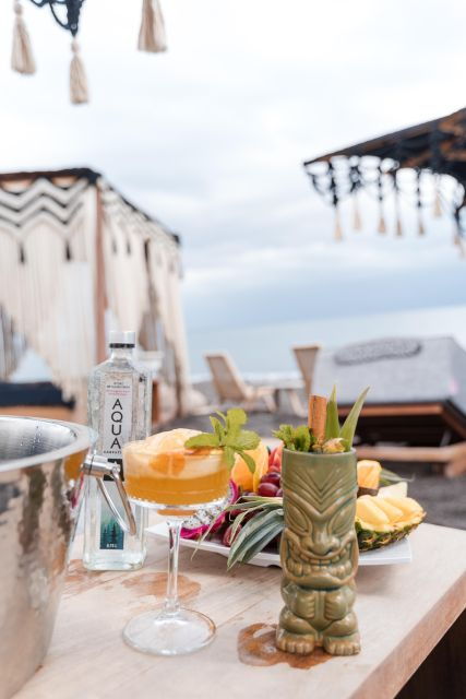 perivolos-beach-sun-bed-experience-fortyone-bar-restaurant