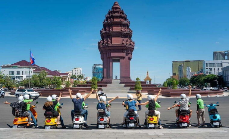phnom-penh-craft-beer-breweries-tour-by-vespa