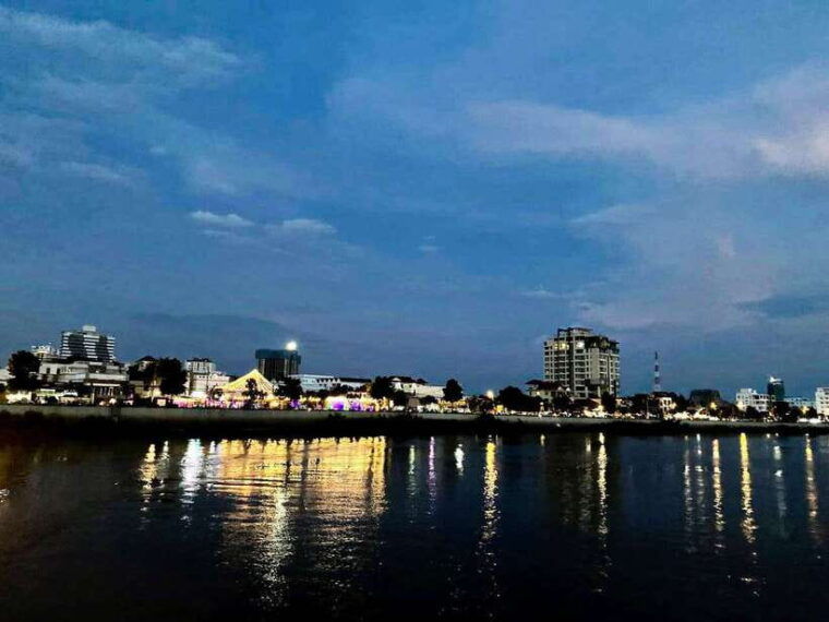 phnom-penh-mekong-river-sunset-cruise-and-tuk-tuk-ride
