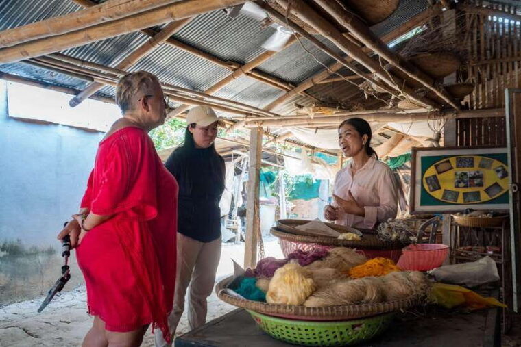 phnom-penh-silk-island-sunset-haft-day-vespa-tour