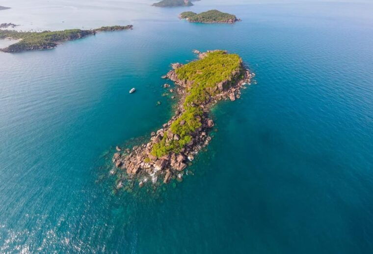 phu-quoc-snorkeling-fishing-in-the-south-island