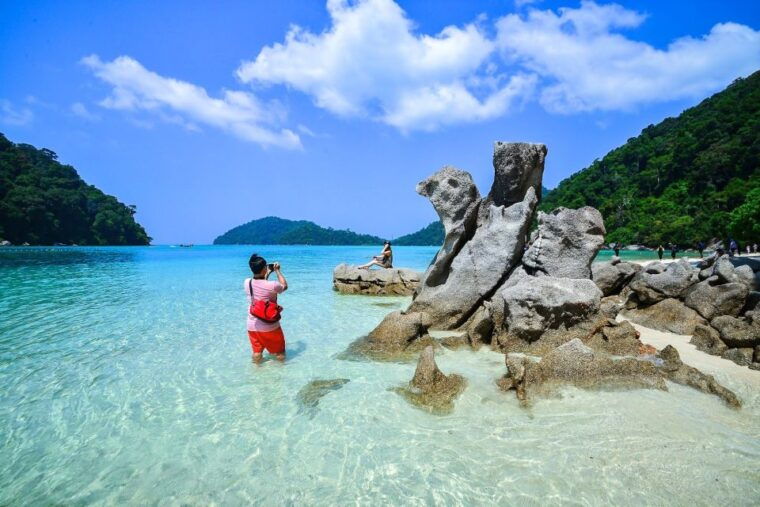phuket-khao-lak-speedboat-snorkeling-trip-to-surin-islands