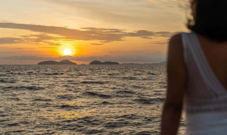 phuket-luxury-day-trip-to-phi-phi-islands