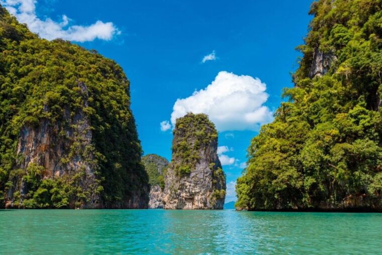 phuket-phang-nga-bay-james-bond-islands-by-speed-catamaran
