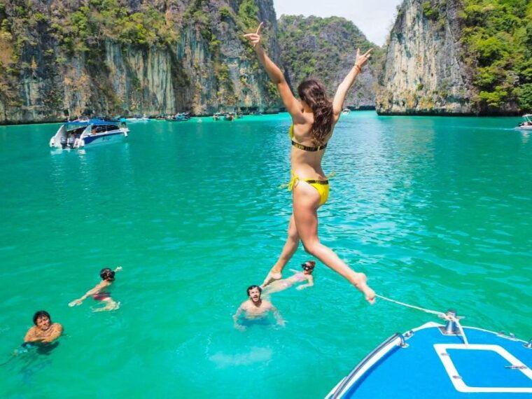 phuket-phi-phi-maya-bay-and-khai-island-with-buffet-lunch