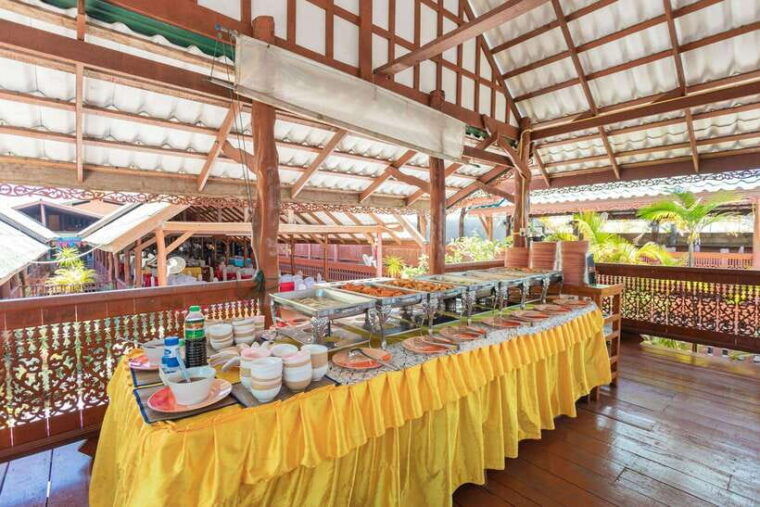 phuket-premium-speedboat-tour-to-james-bond-koh-panyi