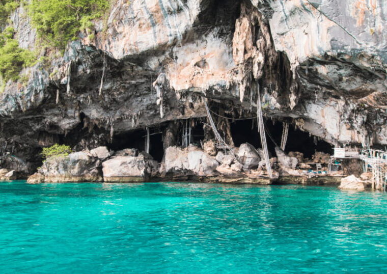 phuket-private-luxury-speedboat-cruiser-with-activities