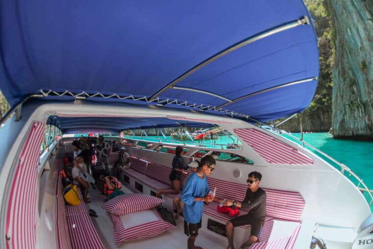 phuket-speedboat-day-trip-to-phi-phi-and-maya-bay
