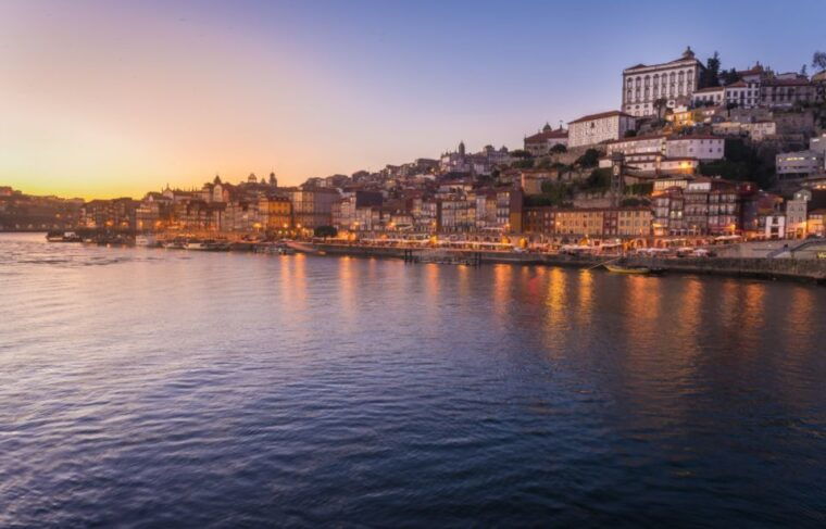 porto-charming-sailboat-cruise-sunset