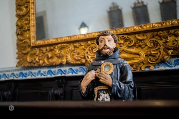 porto-fado-show-with-guided-tour-in-a-historic-monastery