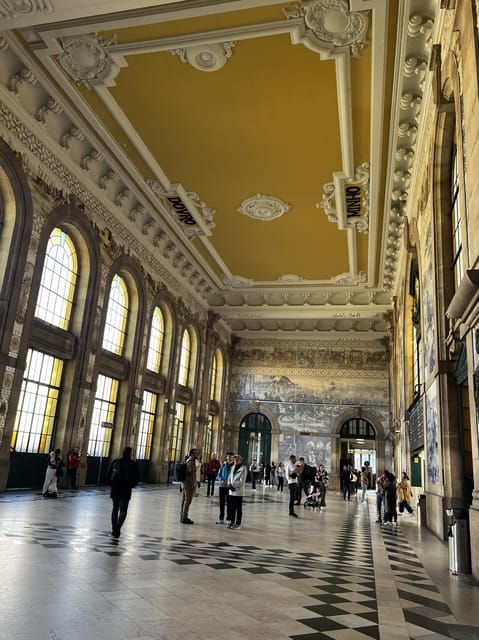 porto-guided-city-highlights-walking-tour