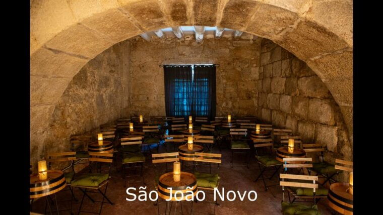 porto-live-fado-show-with-glass-of-port-wine