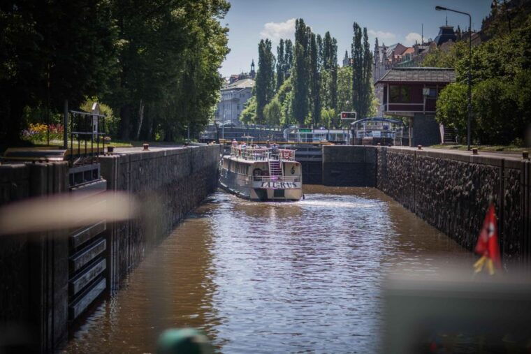 prague-lunch-cruise-on-vltava-river-with-open-buffet