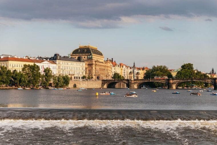 prague-sightseeing-dinner-cruise-on-open-top-glass-boat
