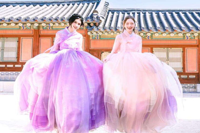 premium-hanbok-experience-at-hanboknam-gyeongbokgung