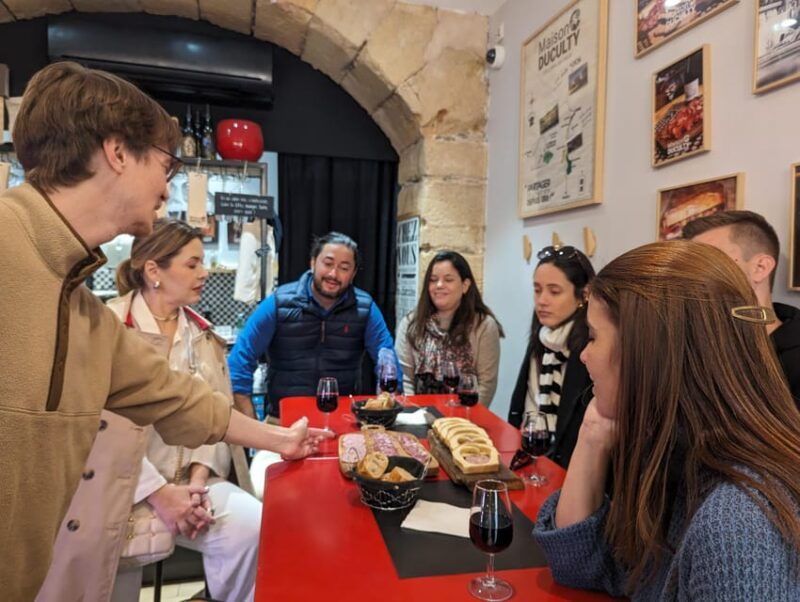 presquile-3-hour-food-tour-in-the-heart-of-the-city