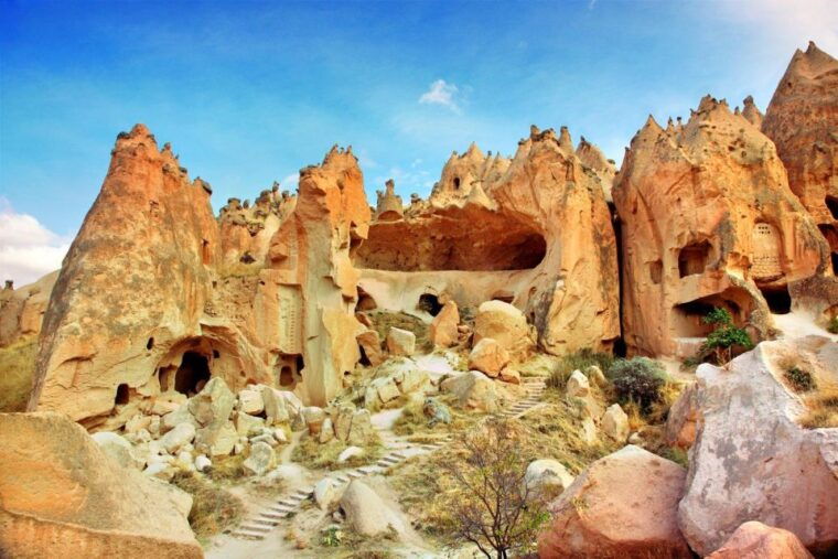 private-2-days-green-and-red-cappadocia-tour-all-included