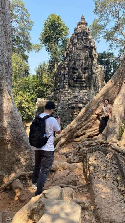 private-angkor-temples-with-spanish-guide