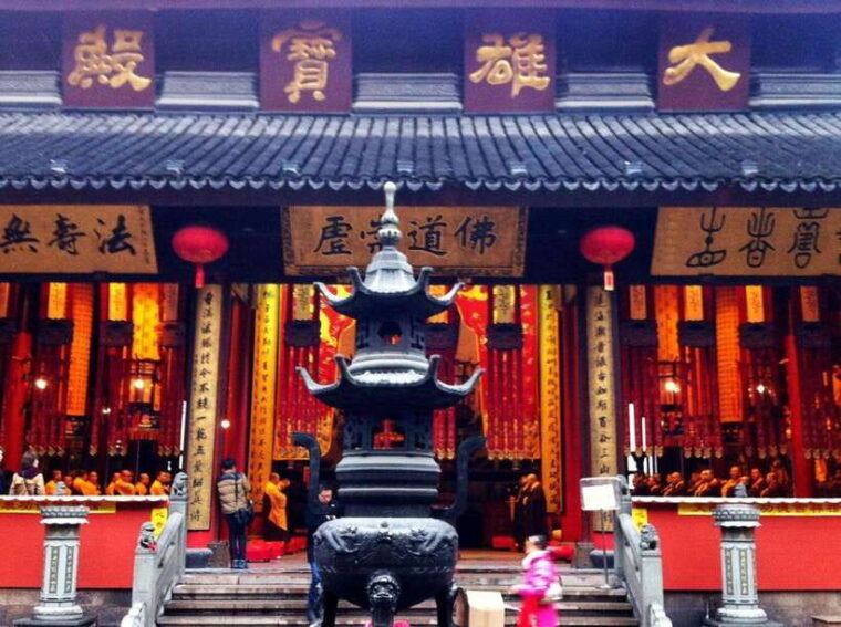 private-flexible-shanghai-full-day-city-tour-in-your-way