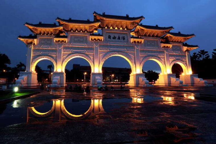 private-night-tour-taipei-city-highlights