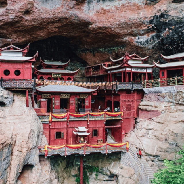 private-tour-datong-hengshan-hanging-temple-yungang-grottoes