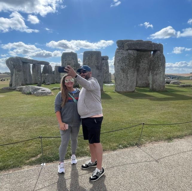 private-tour-to-stonehenge-bath-and-the-cotswolds-2