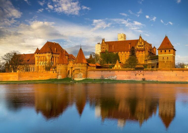 private-transportation-to-the-malbork-castle-from-gdansk