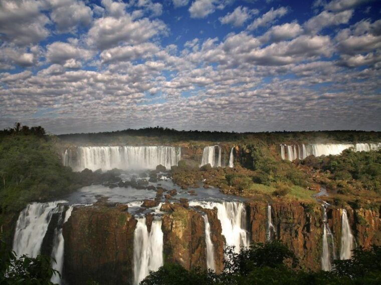 puerto-iguazu-iguazu-falls-brazilian-side-tour
