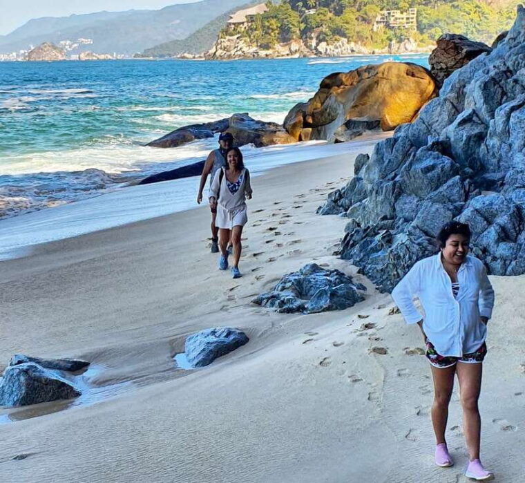 puerto-vallarta-full-day-hike-to-6-hidden-beaches-snorkel