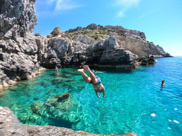 rhodes-pirates-route-sea-kayaking-tour