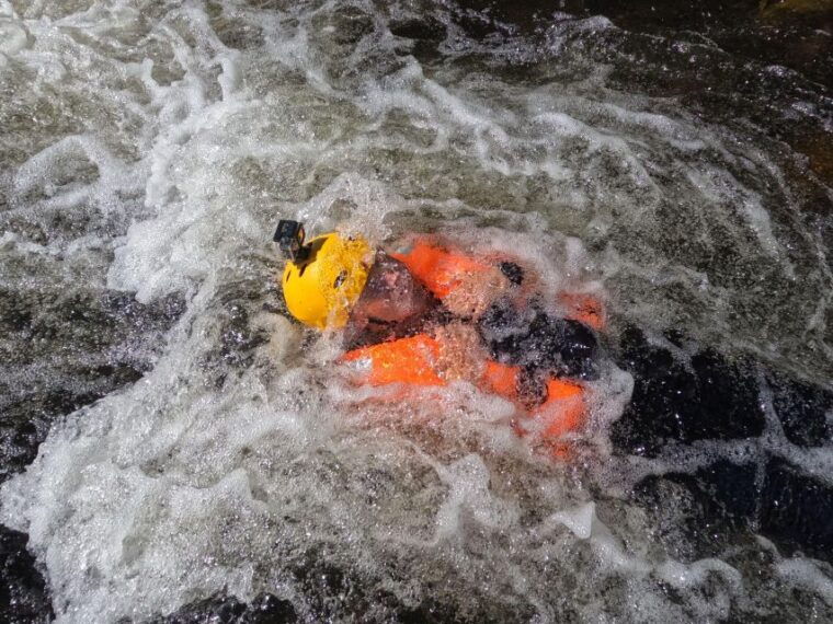 river-trekking-in-arouca-geopark