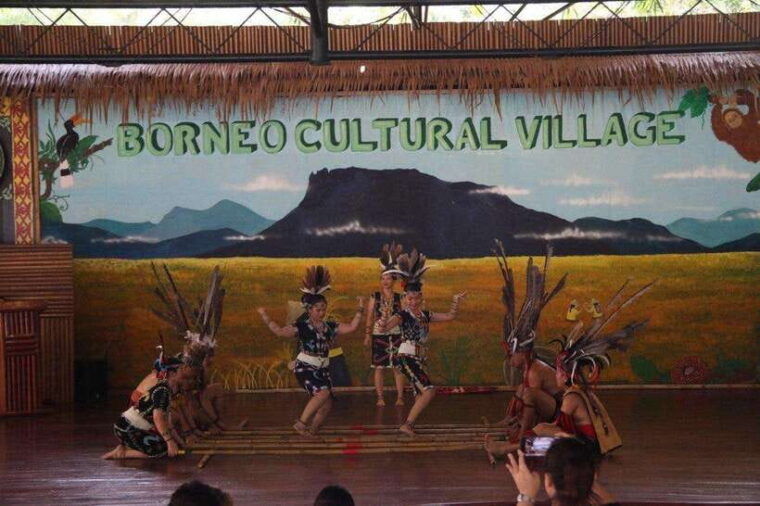 sabah-borneo-cultural-village-guided-tour-with-lunch