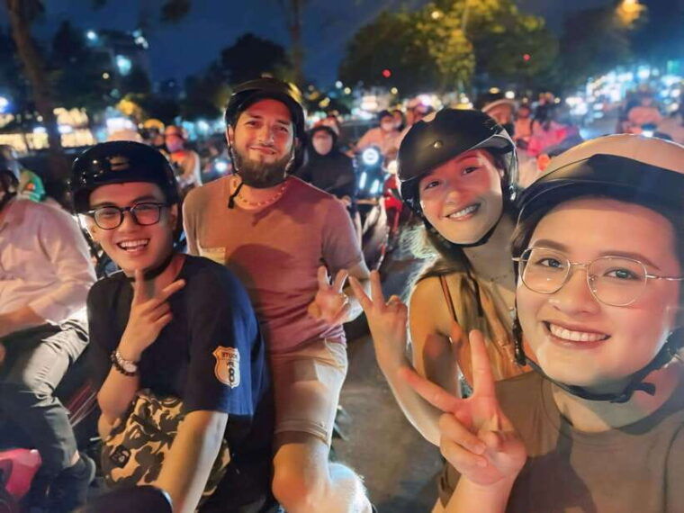 saigon-food-tour-by-scooter-non-vegan-or-vegan-options