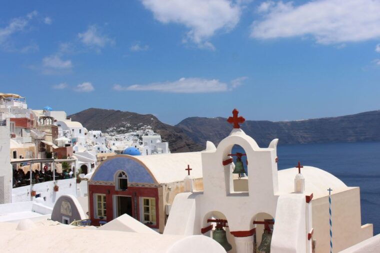 santorini-mesa-gonia-pyrgos-and-oia-tour