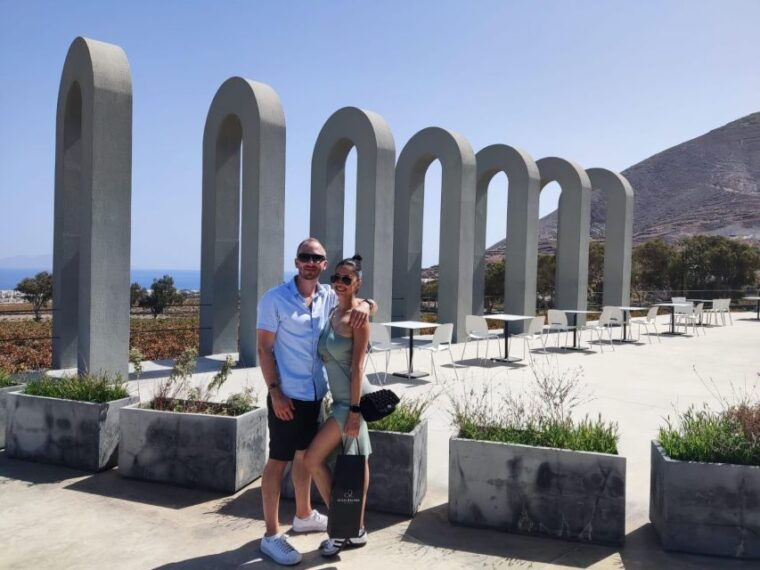 santorini-small-group-tour-of-3-local-wineries