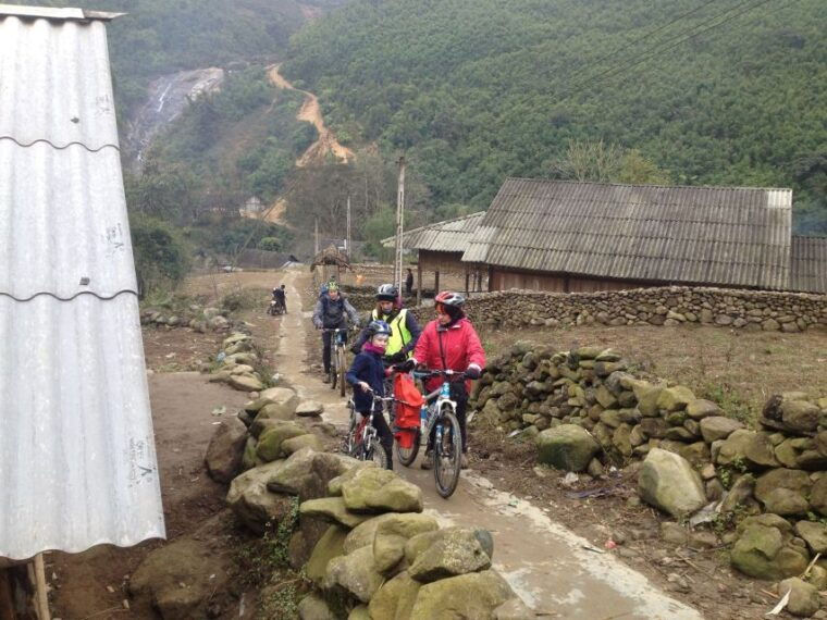 sapa-bike-tour-to-muong-hoa-valley-and-local-life-experience