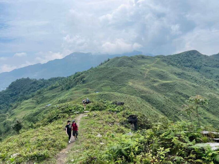 sapa-mountain-trail-and-villages-trekking
