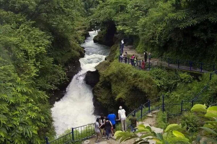 sarangkot-sunrise-and-pokhara-private-day-tour