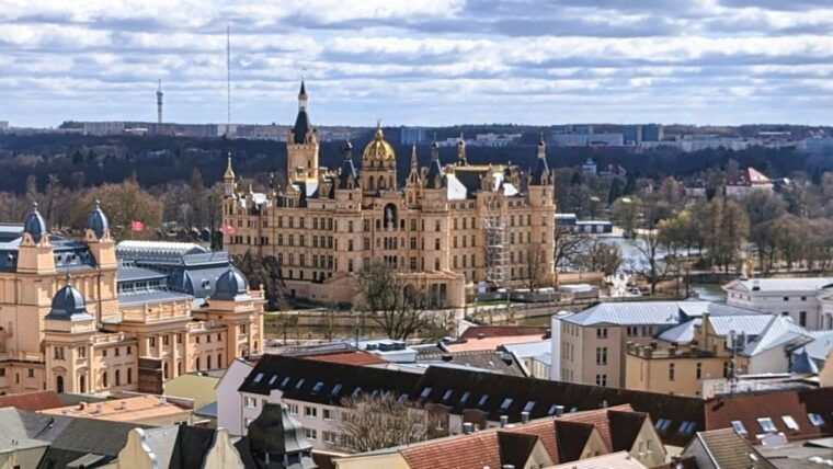 schwerin-old-town-highlights-self-guided-walk