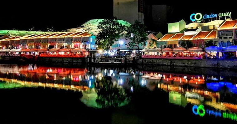 secrets-of-singapore-kick-scooter-tour-with-dinner